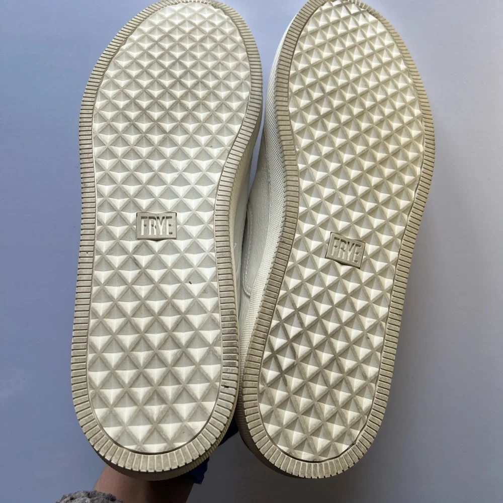 FRYE White Leather Slip-On Shoes‎